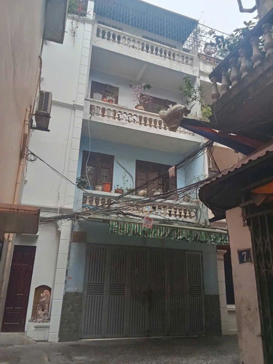 Cần bán Nhà mặt tiền đường Trần Quang Diệu, Phường Láng Hạ, Diện tích 60m², Giá 20 Tỷ 2