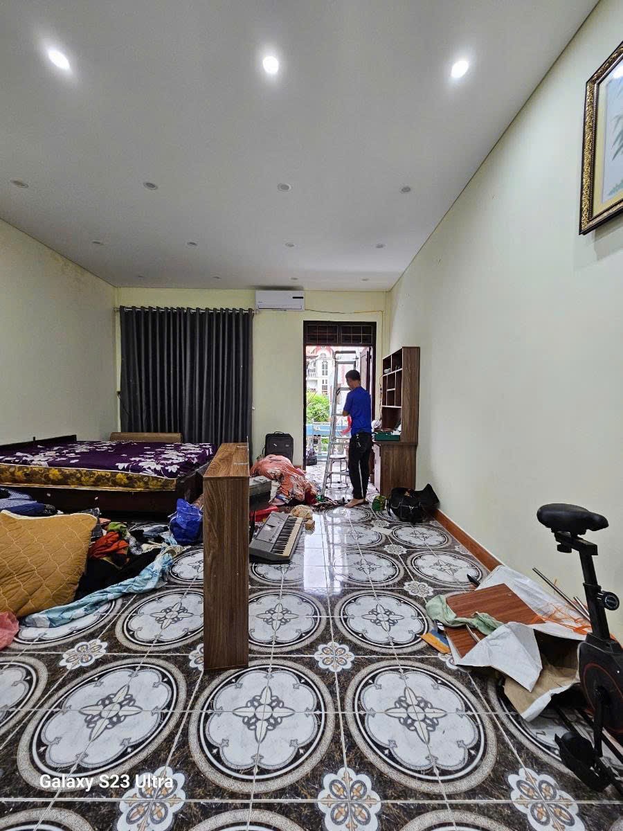 Cần bán Nhà mặt tiền đường Trần Quang Diệu, Phường Láng Hạ, Diện tích 60m², Giá 20 Tỷ 9