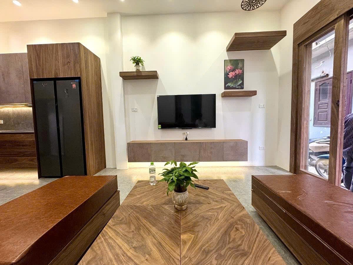 Đỉnh, siêu phẩm Láng Hạ, ngõ to, nông, kinh doanh dễ, 45m, giá 20 tỷ, nhà mới, 30m ra đường lớn. 3