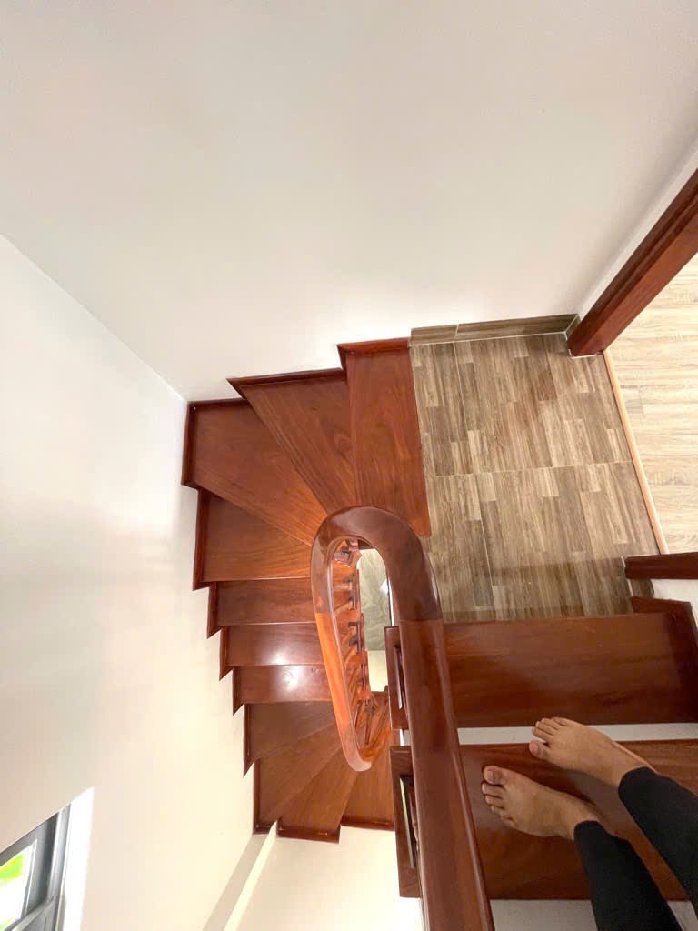 NHÀ ĐẠI CÁT – 35M2 x 5 TẦNG – LÔ GÓC ĐẸP LONG LANH – Ô TÔ 7 CHỖ ĐỖ TRƯỚC NHÀ – GIÁ 5.4 TỶ 3