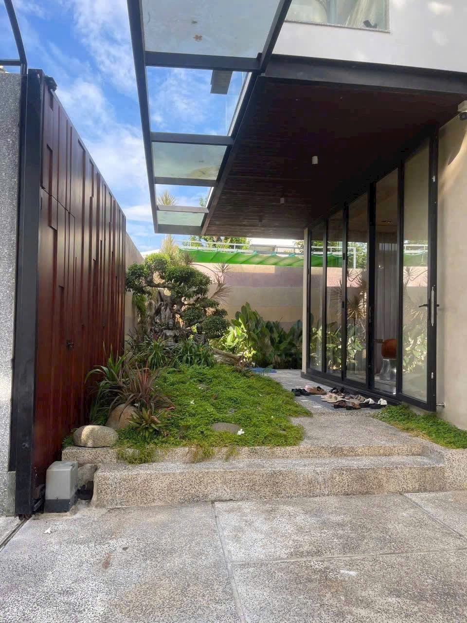 Cần bán Biệt thự Quận 2, Hồ Chí Minh, Diện tích 392m², Giá 043 Tỷ