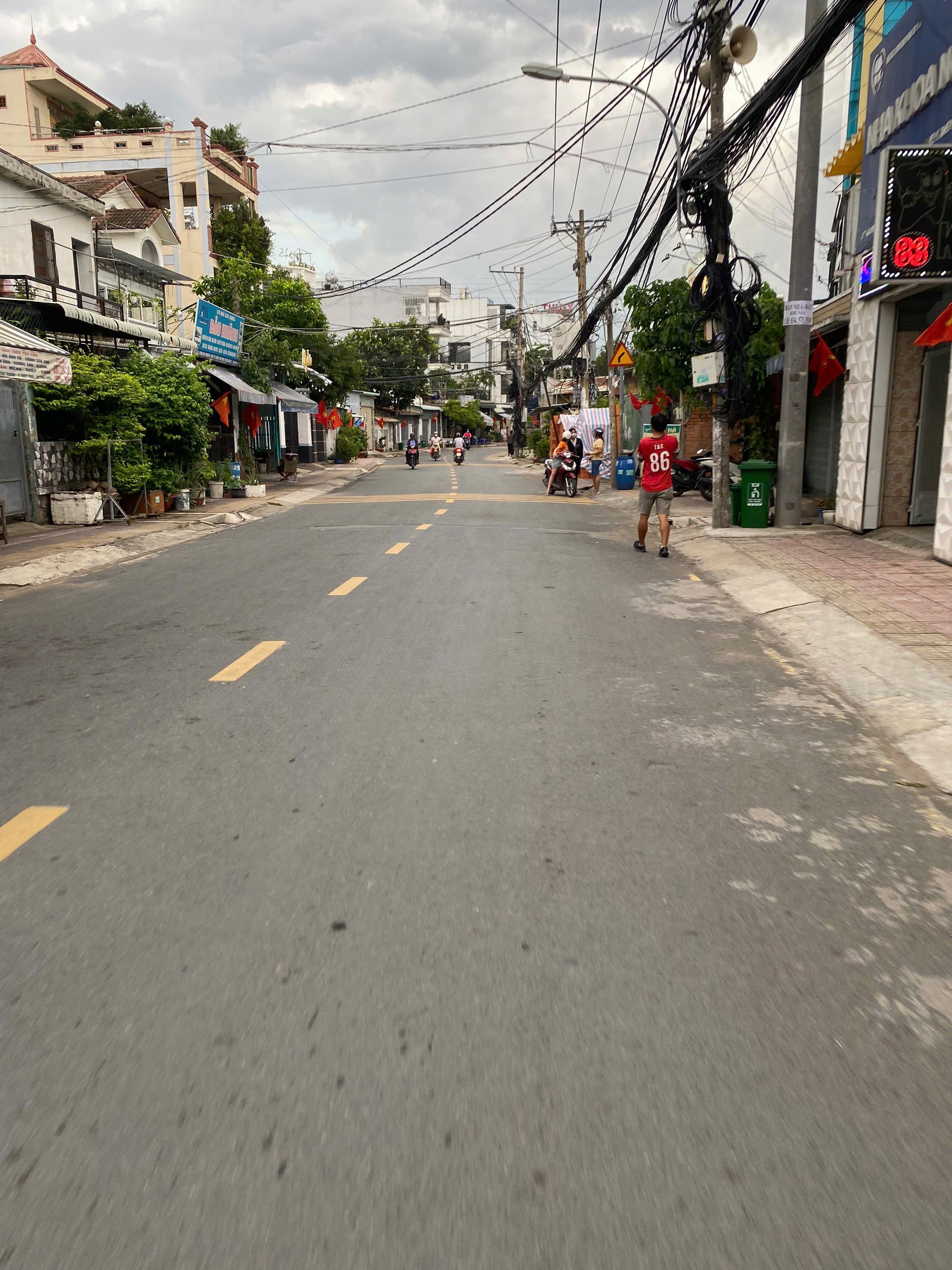 Lô đất mặt tiền trường văn thành DT 125m, vị trí đẹp kinh doanh tốt