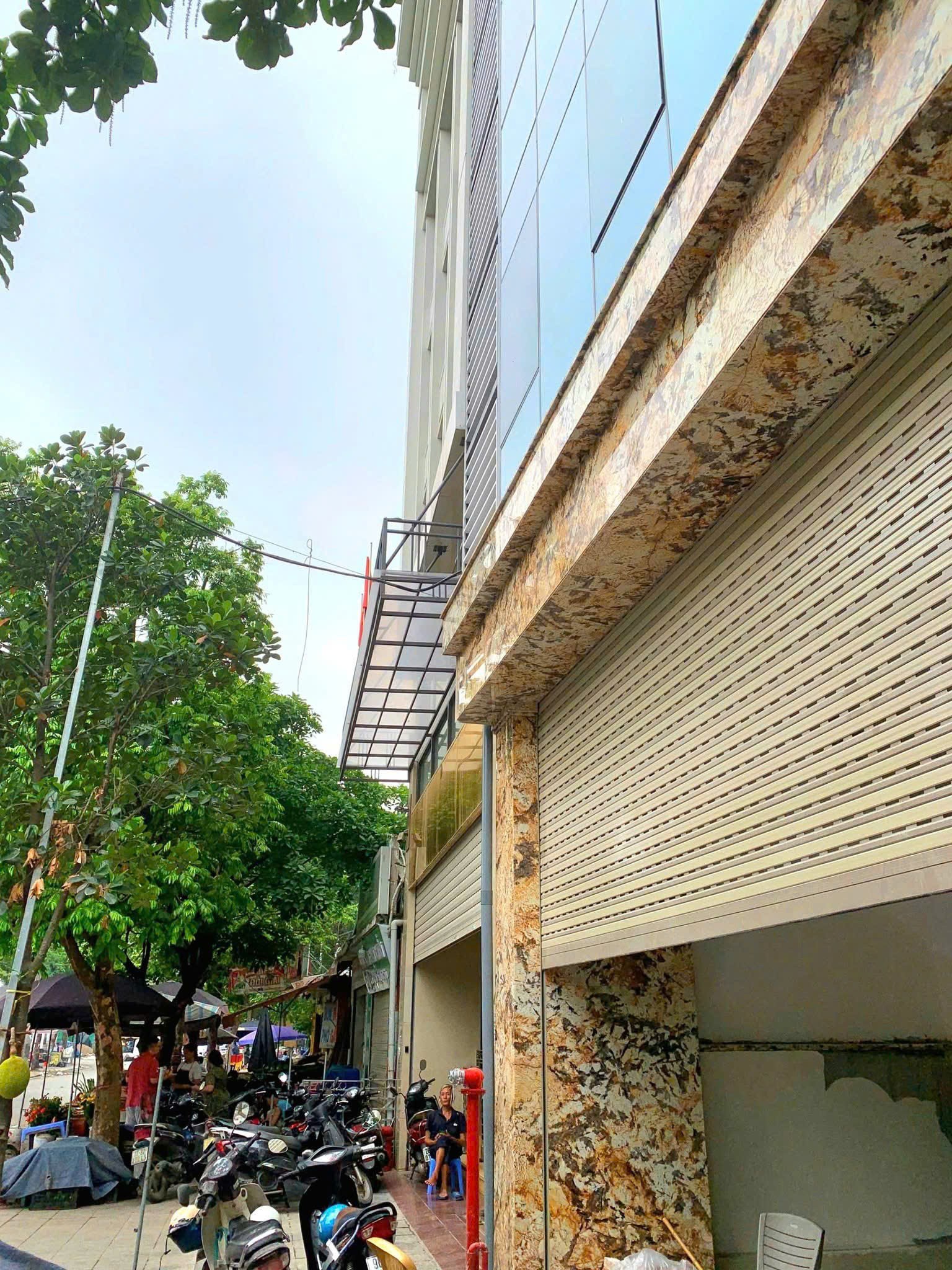 Cần bán Văn phòng đường Xuân La, Phường Xuân La, Diện tích 260m², Giá 165 Tỷ 7