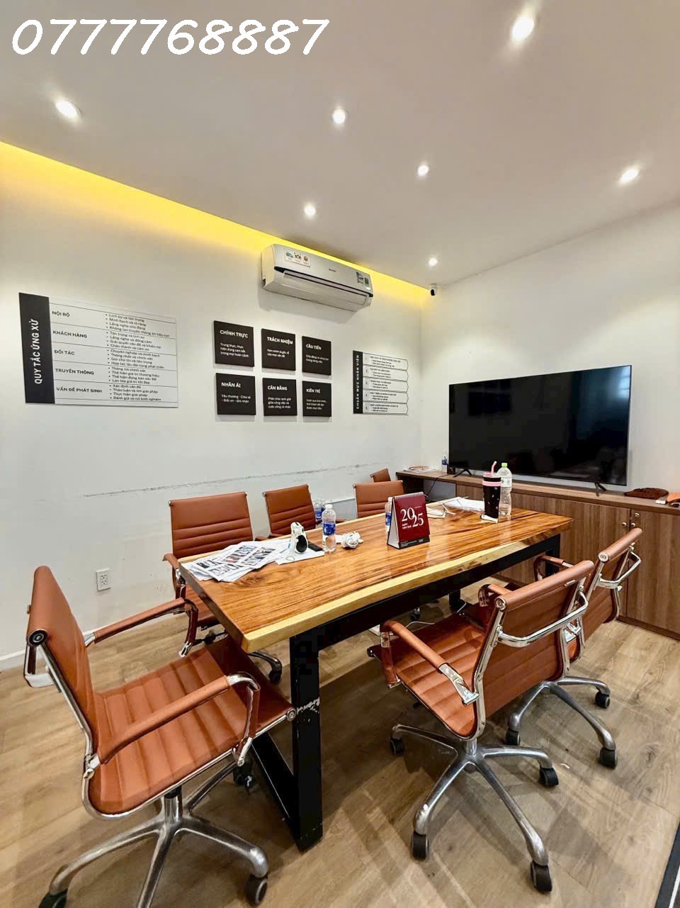 Tòa nhà VP 6 Tâng Huỳnh Văn Bánh, Phú Nhuận đẹp cao cấp đường 7m 2