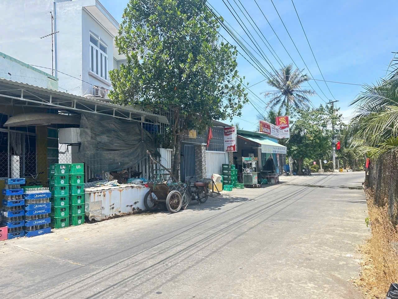 Cần bán lô góc mặt đường 8m vừa ở vừa kinh doanh buôn bán - Đất thuộc xã Vĩnh Trung ( phường 3