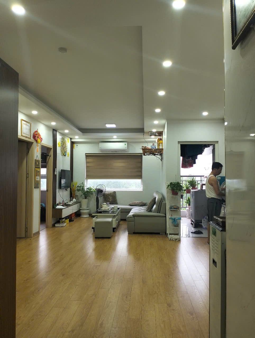 bán căn góc 81m2 3 phòng ngủ view hồ chung cư thanh hà 3