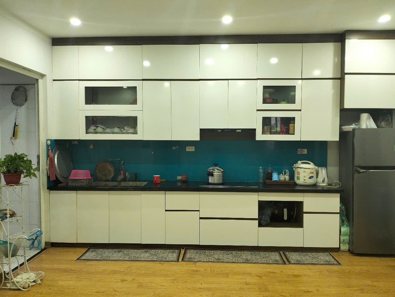 bán căn góc 81m2 3 phòng ngủ view hồ chung cư thanh hà 8
