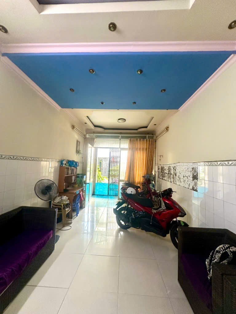 LẠC LONG QUÂN - Q11 - HẺM XE HƠI - 56M2 - 2 TẦNG 2PN 2WC - CHỈ 7.5 TỶ 2