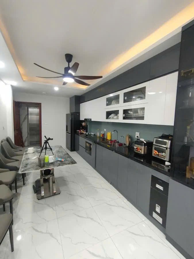 BÁN NHÀ PHỐ ĐẠI TỪ - HOÀNG MAI - 6 TẦNG THANG MÁY - GIÁ 9 TỶ 3