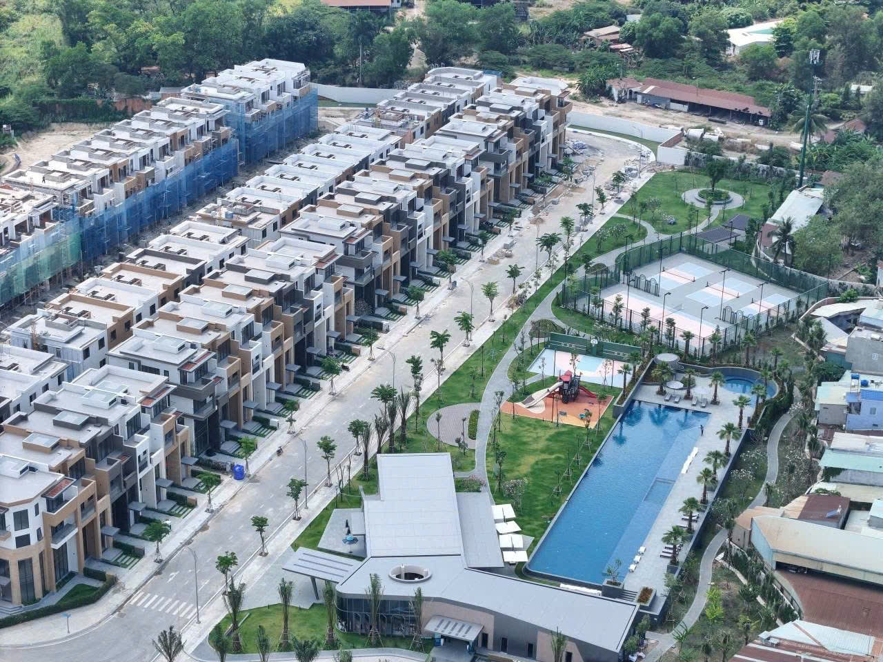Cần bán Biệt thự Phường Long Bình, Quận 9, Diện tích 154m², Giá 25.6 Tỷ