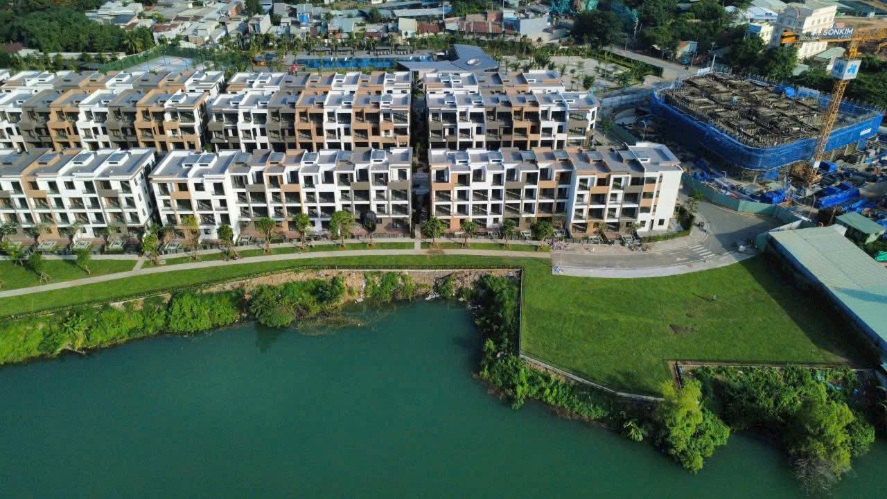 Cần bán Biệt thự Phường Long Bình, Quận 9, Diện tích 154m², Giá 25.6 Tỷ 8