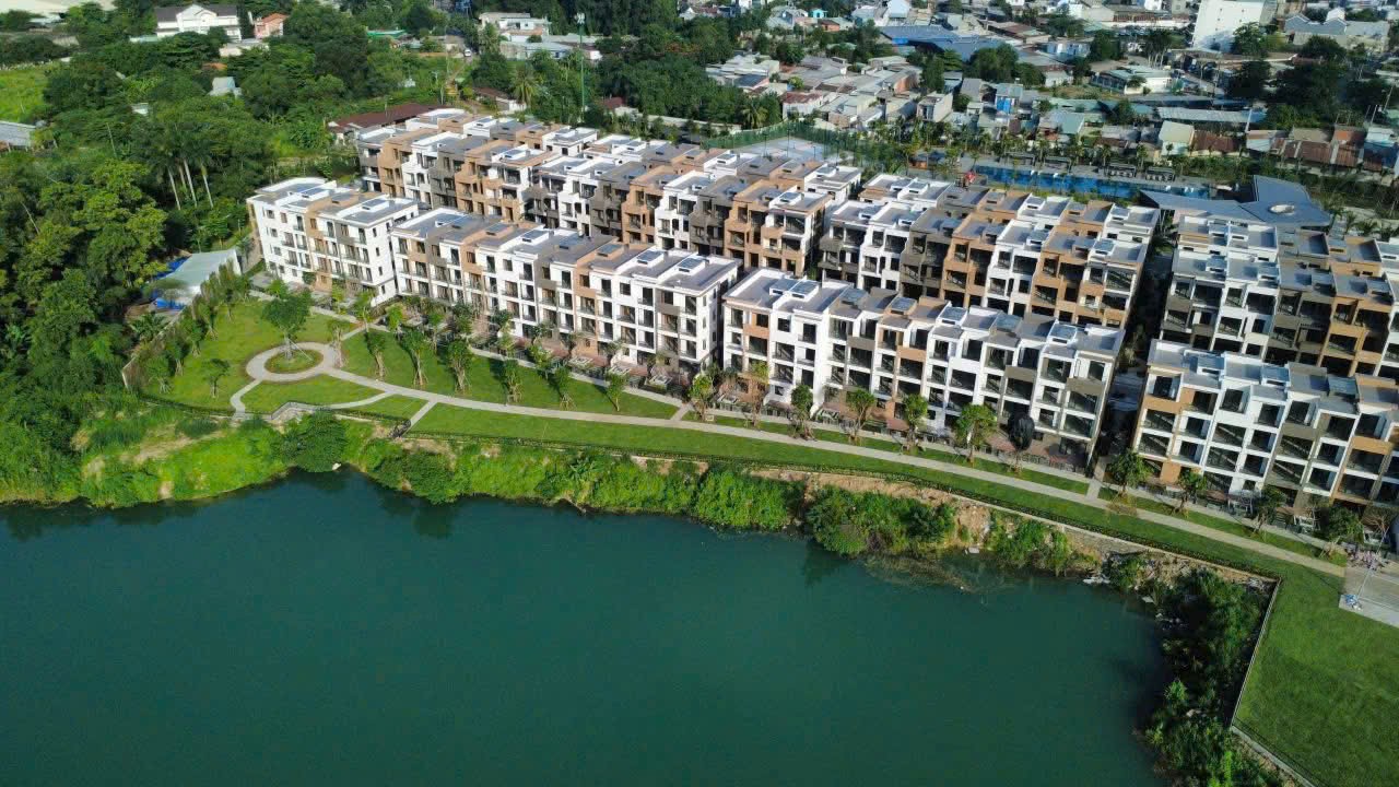 Cần bán Biệt thự Phường Long Bình, Quận 9, Diện tích 154m², Giá 25.6 Tỷ 9