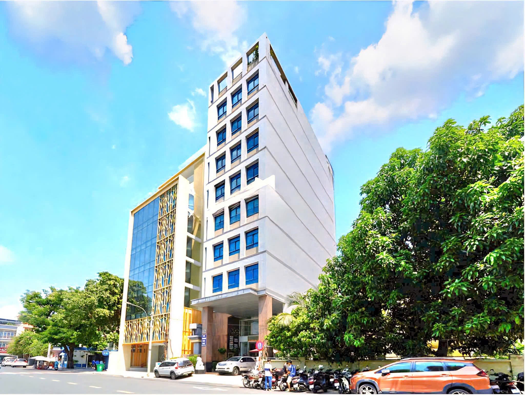 Cho thuê Nhà mặt tiền Tân Bình, Hồ Chí Minh, Diện tích 240m², Giá 470 Triệu/tháng