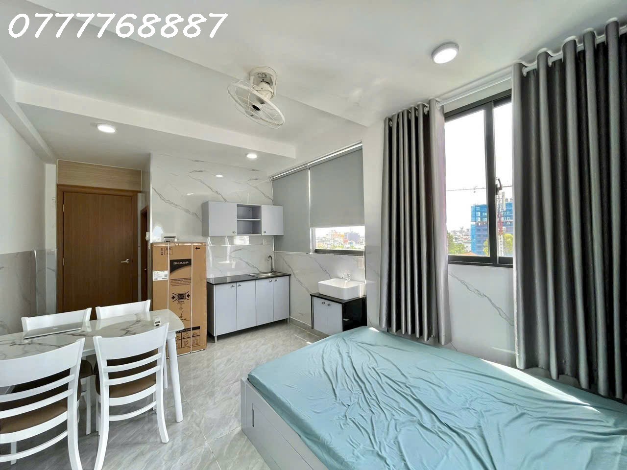 Bán tòa CHDV Hầm 5 tầng MT đường lớn thu nhập 100tr/ tháng 2