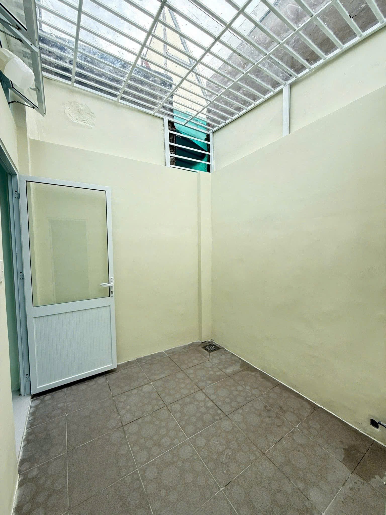 Cho thuê Nhà mặt tiền Phường Phước Bình, Quận 9, Diện tích 100m², Giá 10 Triệu/tháng