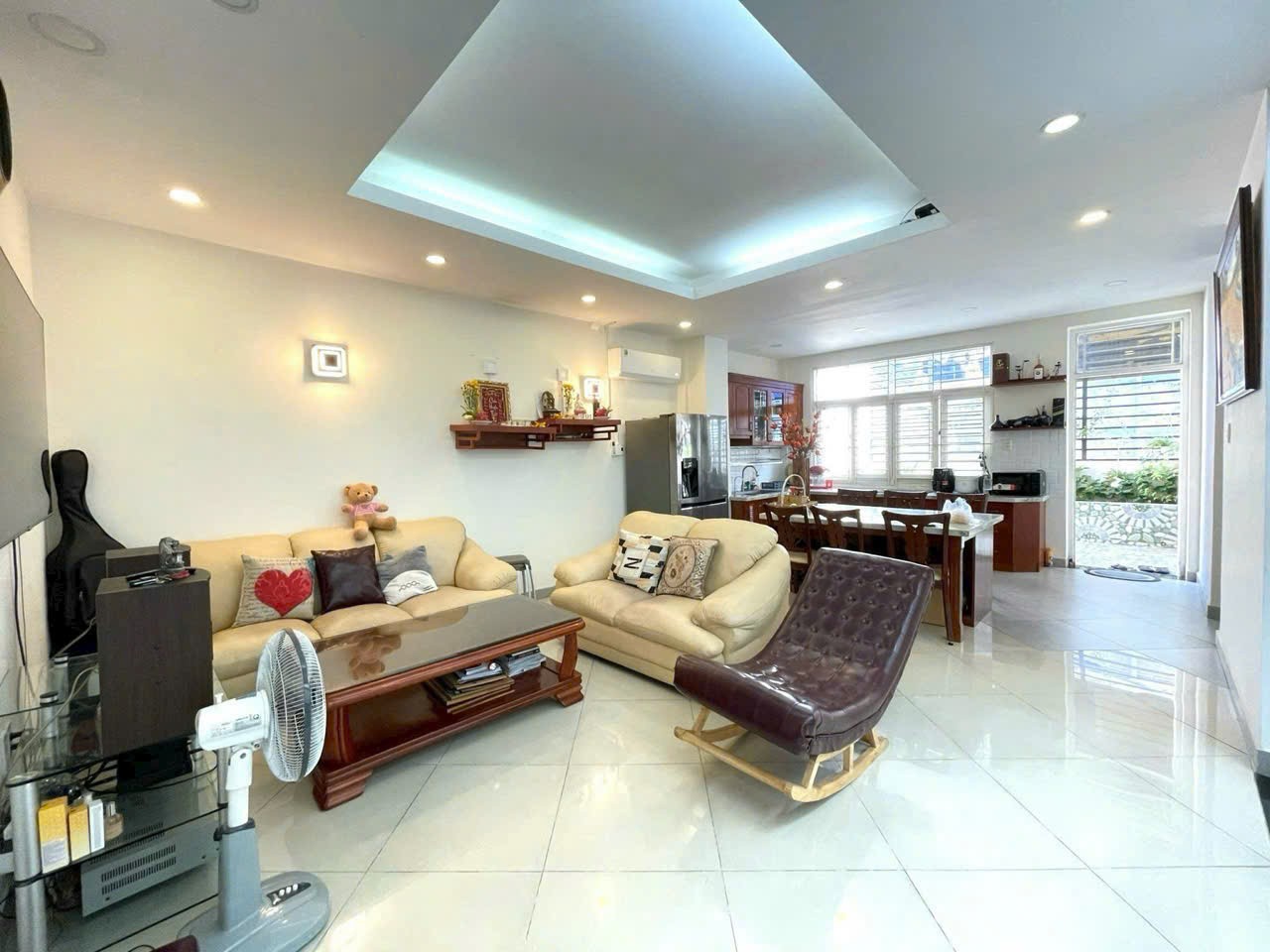 Cần bán Biệt thự Phường Tân Thuận Đông, Quận 7, Diện tích 192m², Giá 30 Tỷ 2