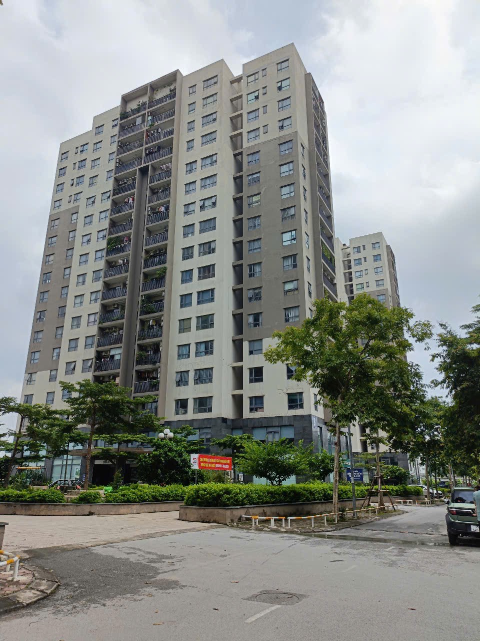 Bán CH 96m² – 3PN Full Đồ, BC Đông Nam ở Sướng – Xuân Phương Residence, giá 6.3 Tỷ