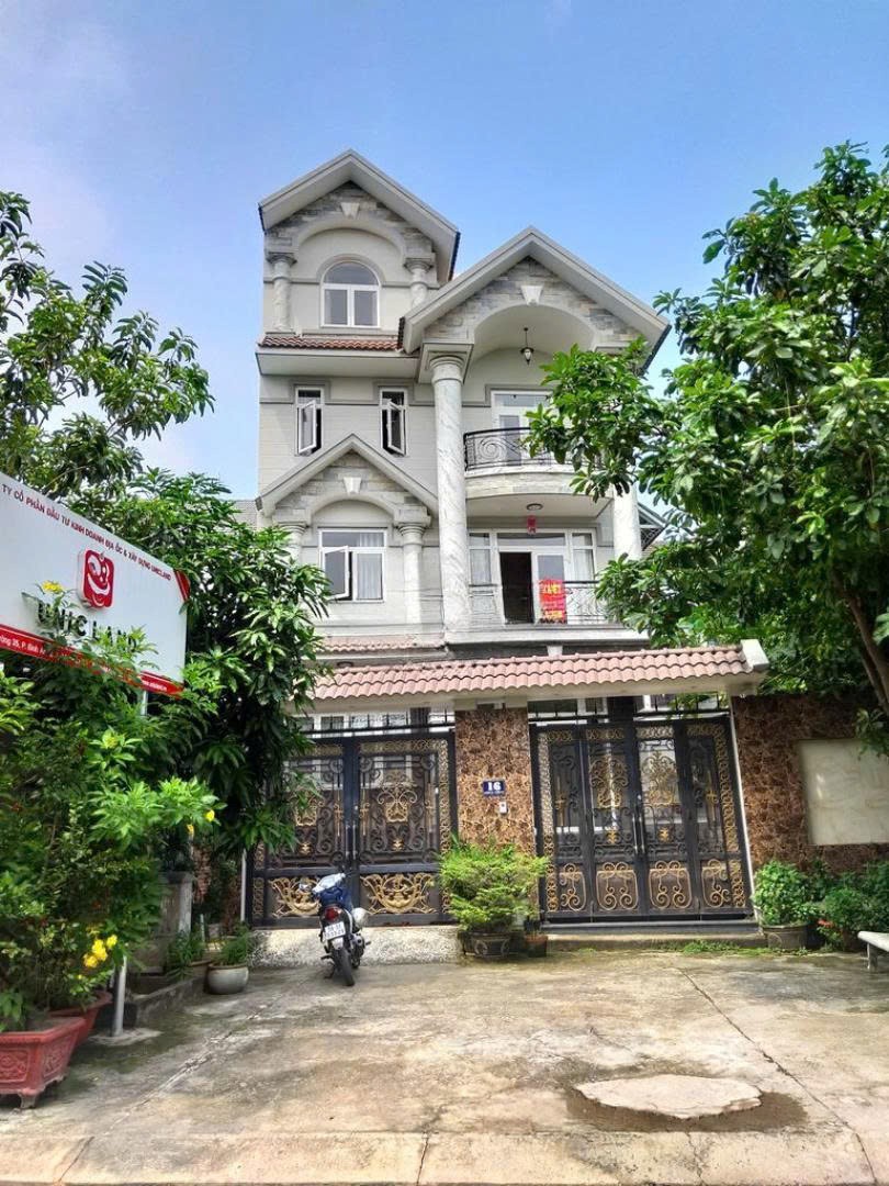 Cho thuê Biệt thự Phường An Khánh, Quận 2, Diện tích 200m², Giá Thương lượng 2