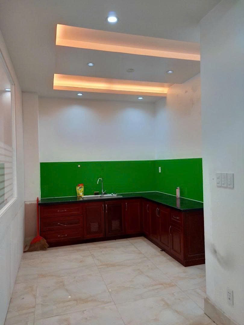 Cho thuê Biệt thự Phường An Khánh, Quận 2, Diện tích 200m², Giá Thương lượng