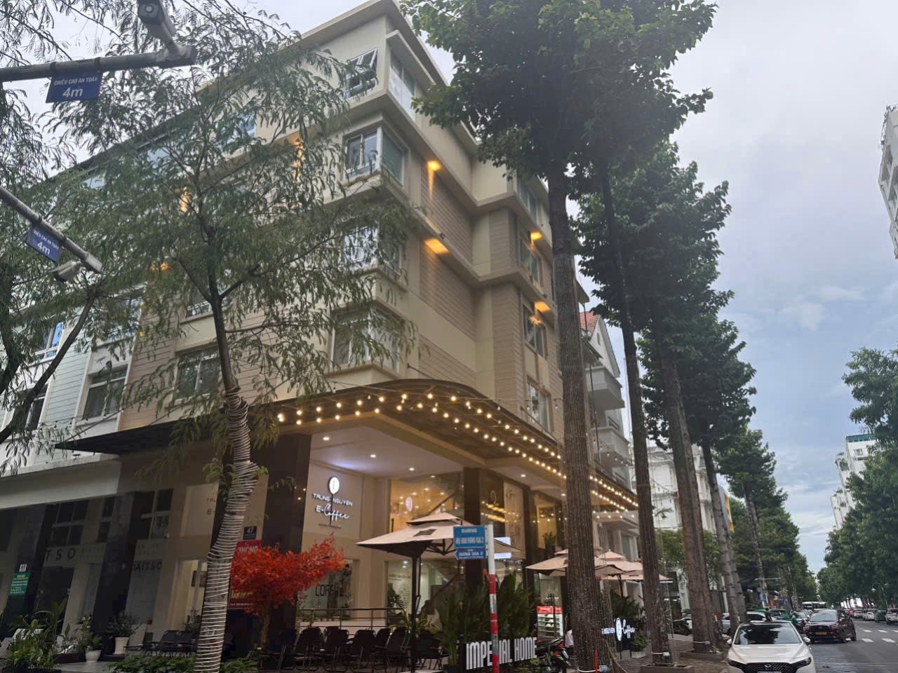 Cho thuê Nhà mặt tiền Quận 7, Hồ Chí Minh, Diện tích 200m², Giá 200 Triệu/tháng
