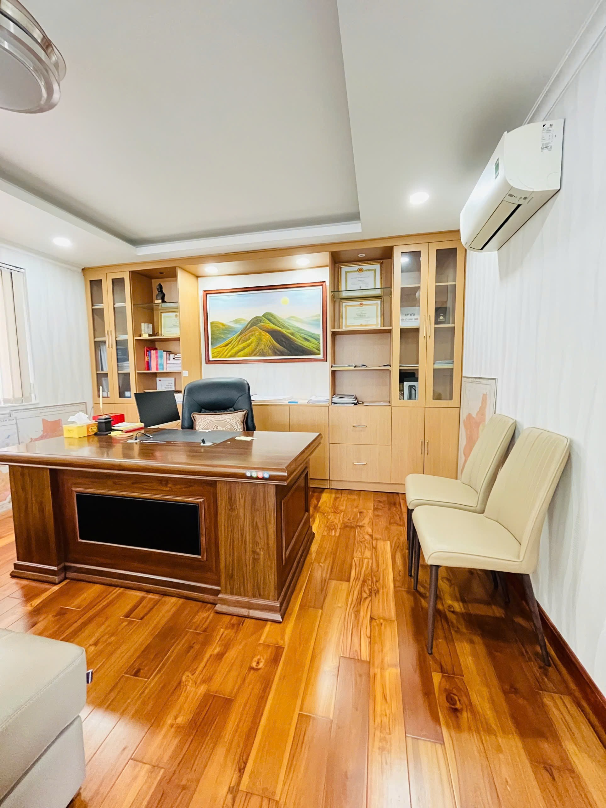 Cho thuê Biệt thự Quận 9, Hồ Chí Minh, Diện tích 468m², Giá 40 Triệu/tháng