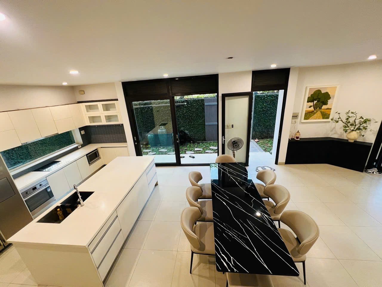 Cho thuê Biệt thự Phường Thạnh Mỹ Lợi, Quận 2, Diện tích 180m², Giá Thương lượng 12
