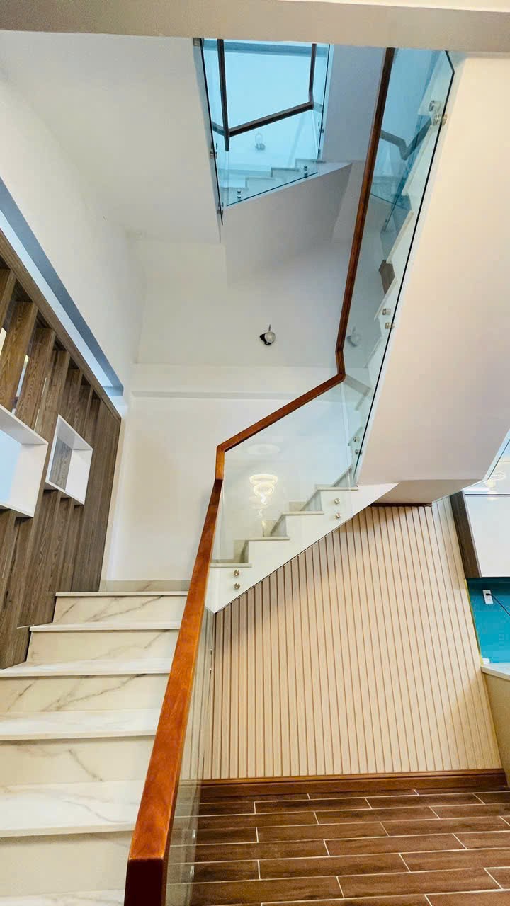 Nhà đẹp ấp Bình Hữu 1, xã  Đức Hòa Thượng , Đức Hòa dt 154m2 2 lầu 5pn 4wc giá 3,75 tỷ 7