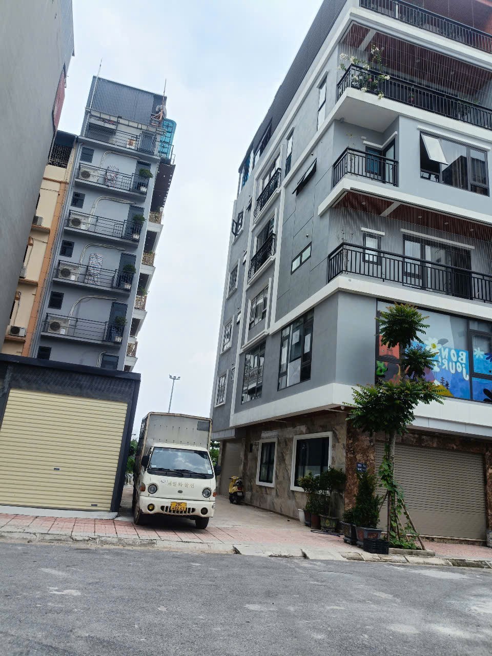 MẢNH ĐẤT ĐẸP PHÂN LÔ KHU TÁI ĐỊNH CƯ NGỌC THỤY - Ô TÔ TRÁNH 2