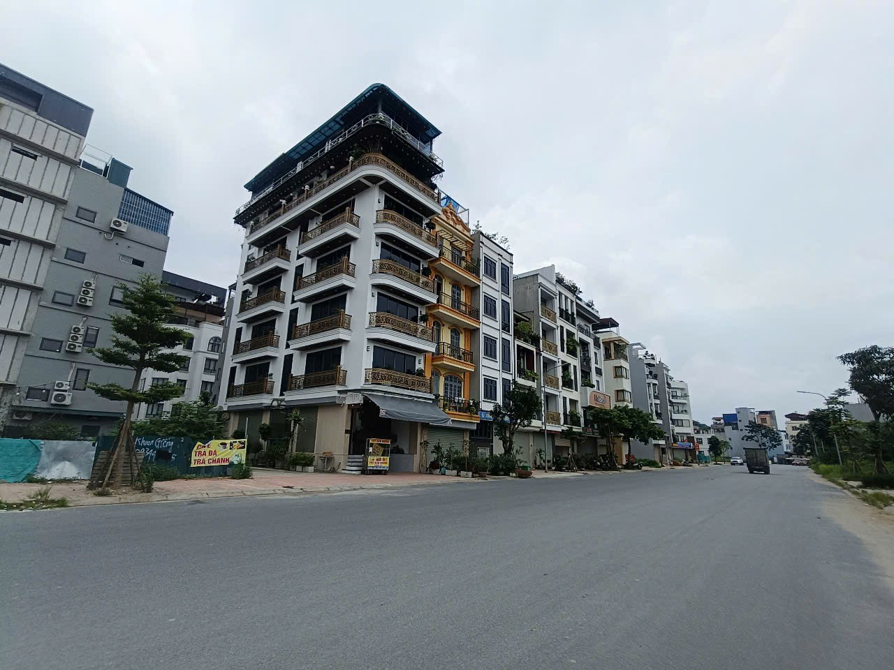 MẢNH ĐẤT ĐẸP PHÂN LÔ KHU TÁI ĐỊNH CƯ NGỌC THỤY - Ô TÔ TRÁNH 3