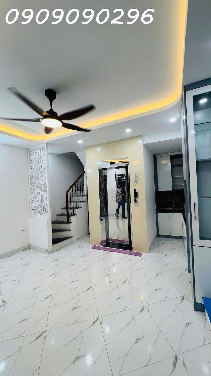 Hiếm! Nhà Mới Quan Nhân,Thanh Xuân 32m2 – 5 Tầng, MT5,2m – Thang Máy – Full Nội Thất – 8.2 Tỷ