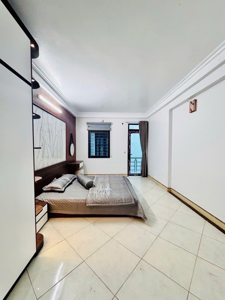 Bán Nhà Nam Dư Lĩnh Nam 32M 4 Tầng 3 Phòng Full Nội Thất  5.58 Tỷ Sổ Đỏ 5