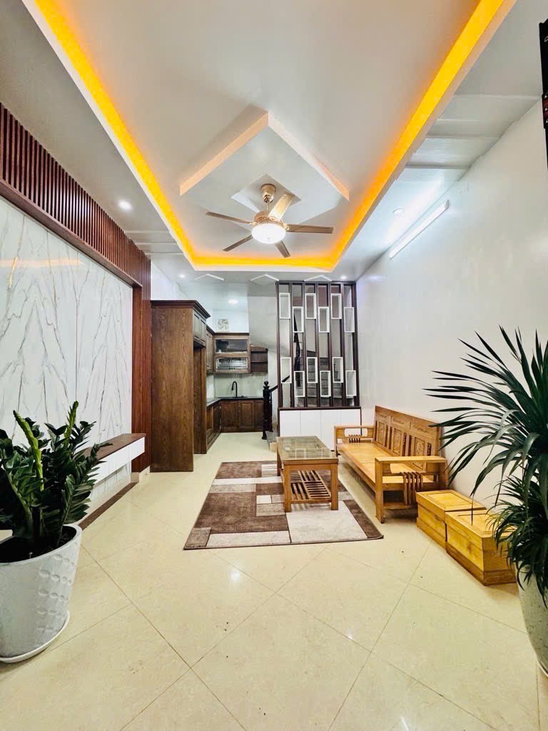 Bán Nhà Nam Dư Lĩnh Nam 32M 4 Tầng 3 Phòng Full Nội Thất  5.58 Tỷ Sổ Đỏ