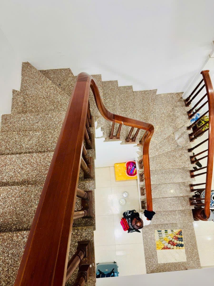 BÁN NHÀ TRẦN CUNG – 56m² – 4 TẦNG – 2 MẶT THOÁNG – GIÁ 10.5 TỶ – CÁCH PHẠM VĂN ĐỒNG 50M 4