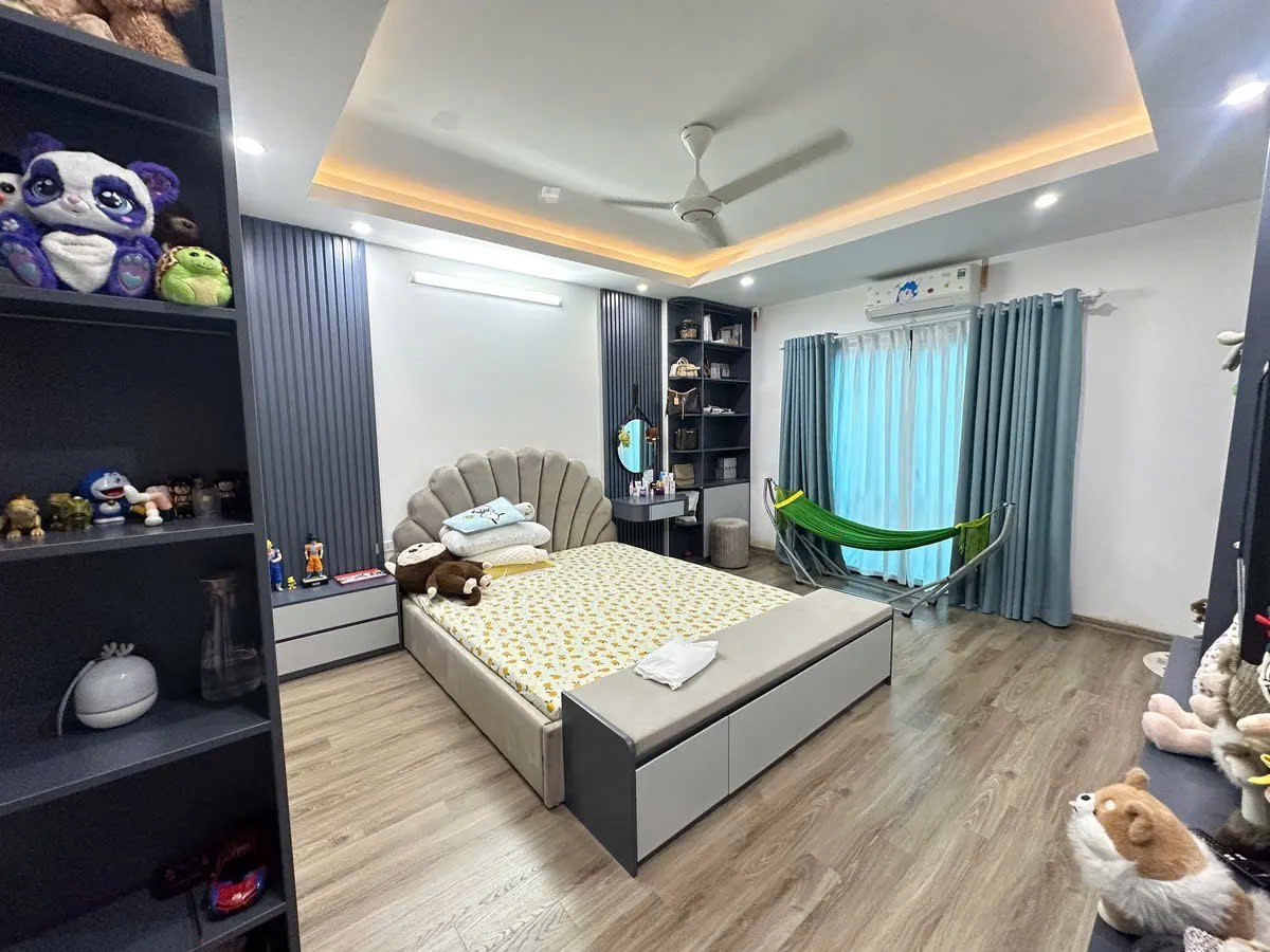 LẠC LONG QUÂN - CÁCH MẶT PHỐ 50M - NHÀ ĐẸP - FULL NỘI THẤT GIÁ 8.7 TỶ 3