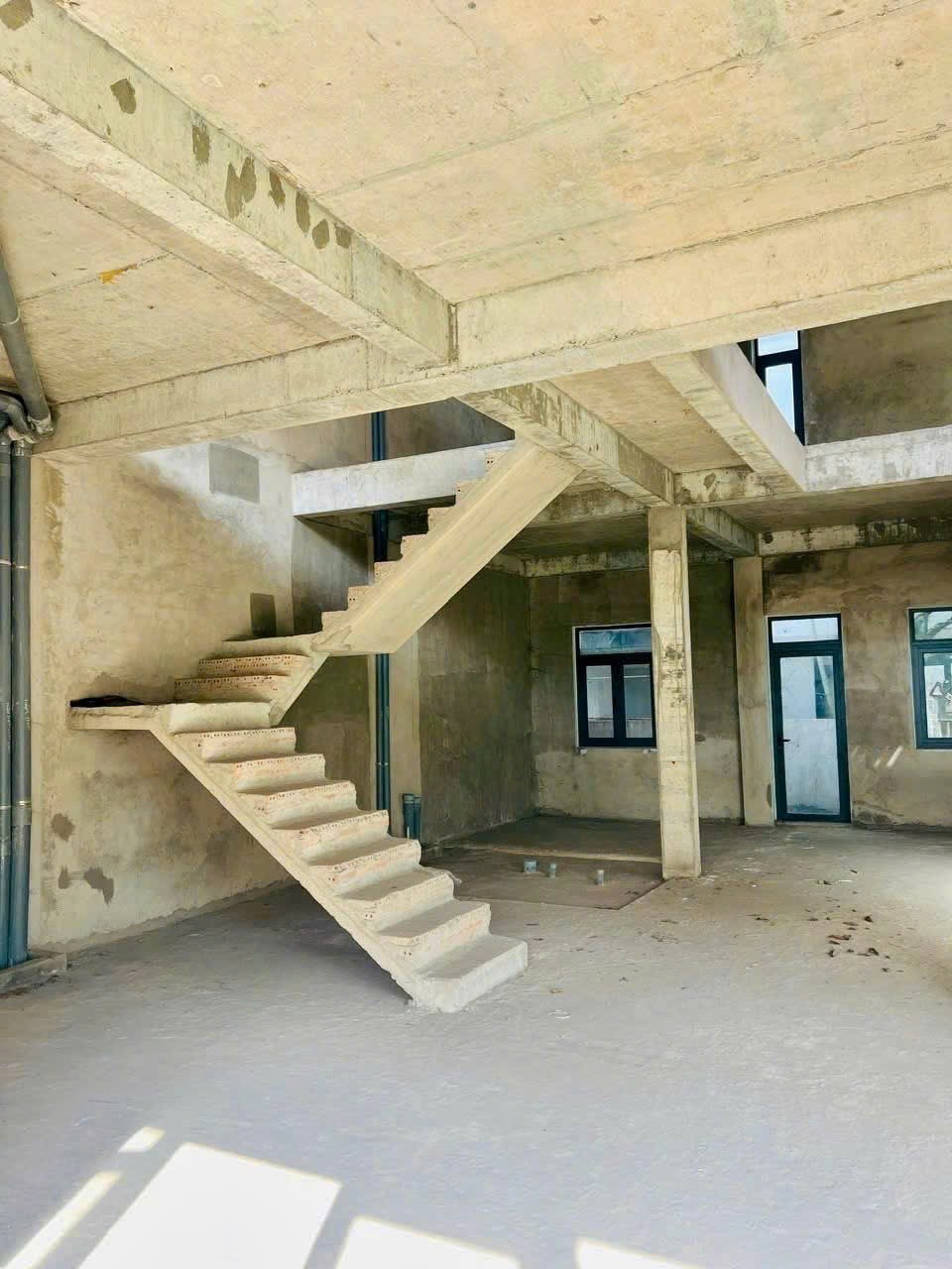 Cần bán Biệt thự Quận 2, Hồ Chí Minh, Diện tích 190m², Giá 21 Tỷ 2