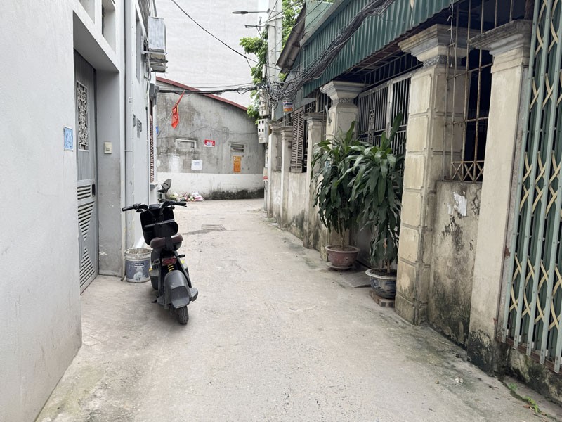 Cần bán Nhà ở, nhà cấp 4, nhà hẻm đường Thượng Thanh, Phường Việt Hưng, Diện tích 56m², Giá 8.1 Tỷ 6