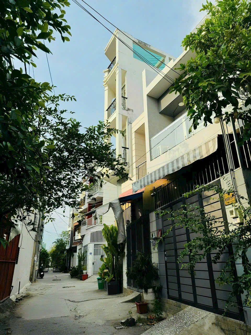 Nhà hẻm đường số 11, Bình Hưng Hòa, Bình Tân dt 53m2 2 lầu 3pn 2wc giá 4,65 tỷ