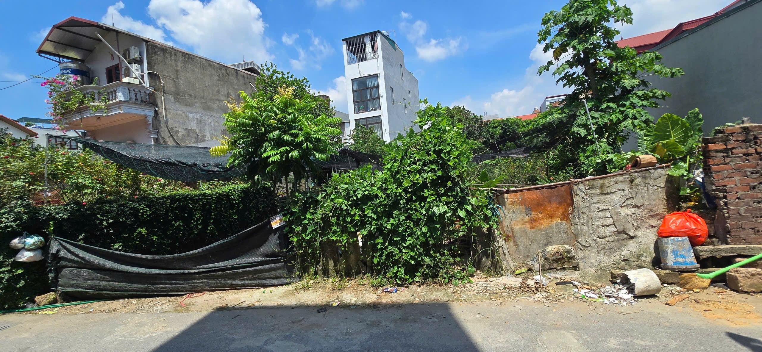 Bán đất mặt đường Yên Bình - Hòa Bình, phường Yên Nghĩa, Hà Nội. 258m2, MT 10m, miễn TG 2
