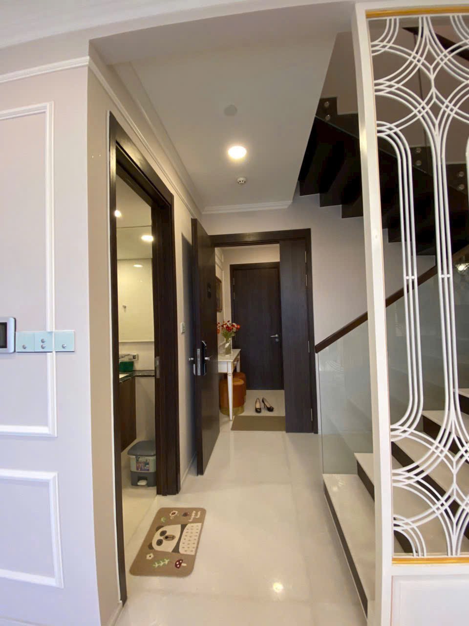 Cho thuê Căn hộ chung cư Quận 3, Hồ Chí Minh, Diện tích 137m², Giá Thương lượng 2
