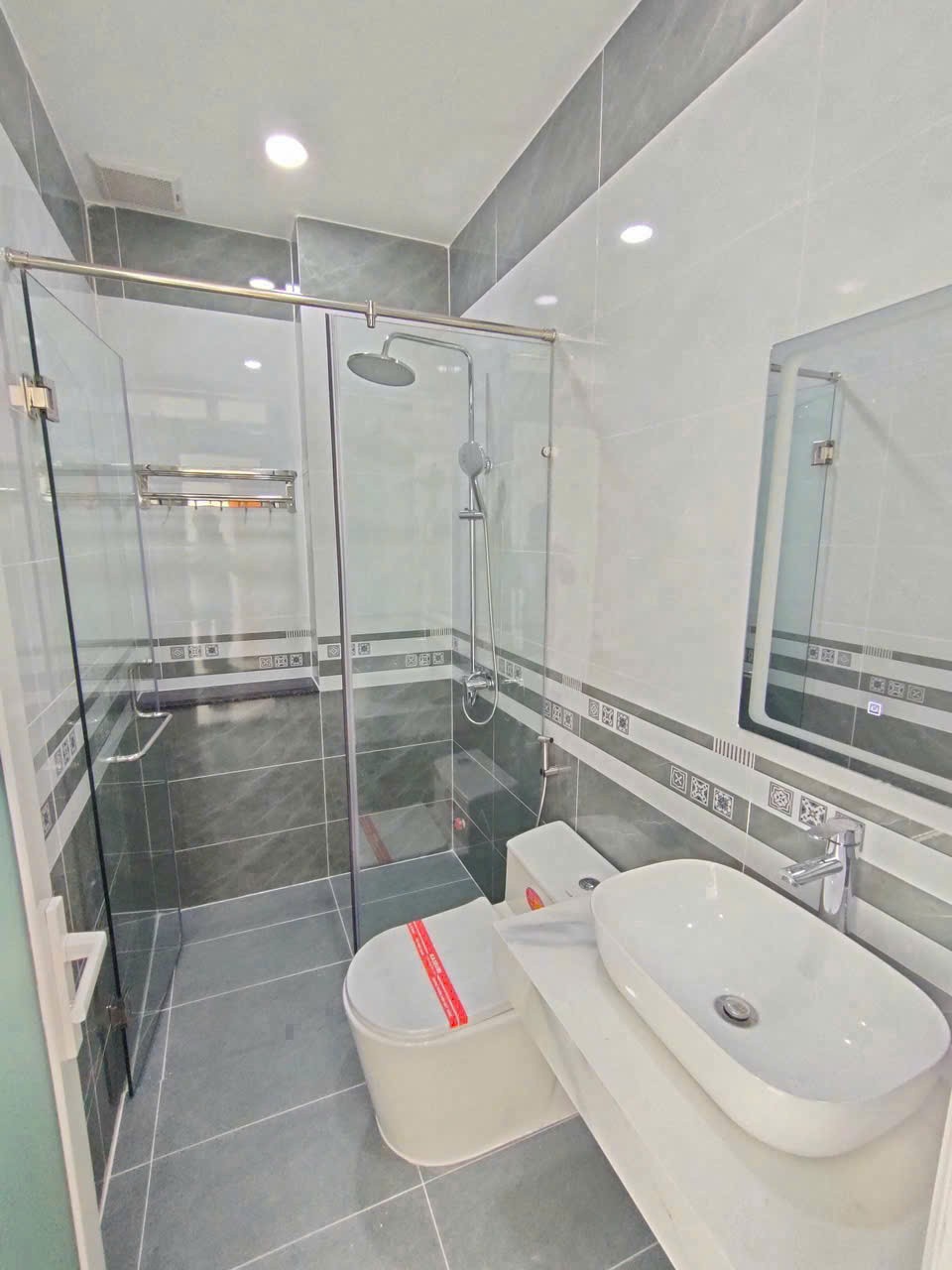Nhà đẹp hẻm Liên khu 4-5, Bình Hưng Hòa B, Bình Tân dt 72m2 3 lầu 4pn 5wc giá 6,6 tỷ 3