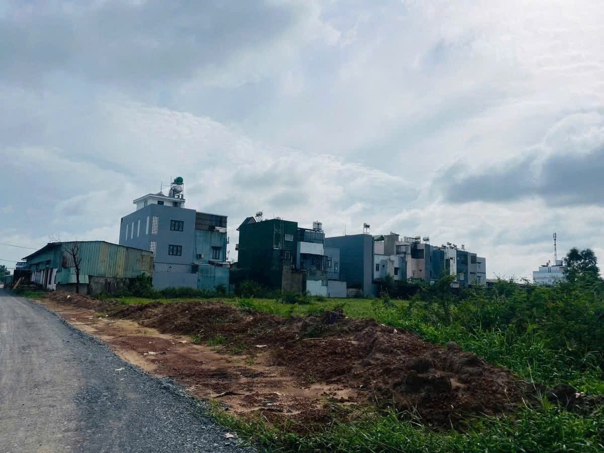 BÁN ĐẤT MT KÊNH TIÊU – XÃ XUÂN THỚI ĐÔNG, HÓC MÔN – DT 969M² FULL THỔ 2