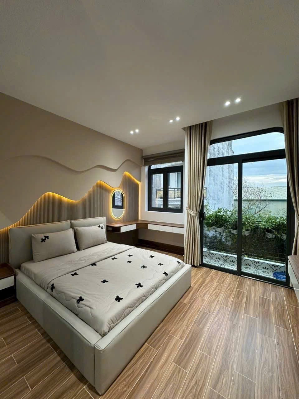BÁN 6 SIÊU PHẨM NHÀ PHỐ - VỊ TRÍ CỰC VIP NGAY NGUYỄN ẢNH THỦ, Q12 5