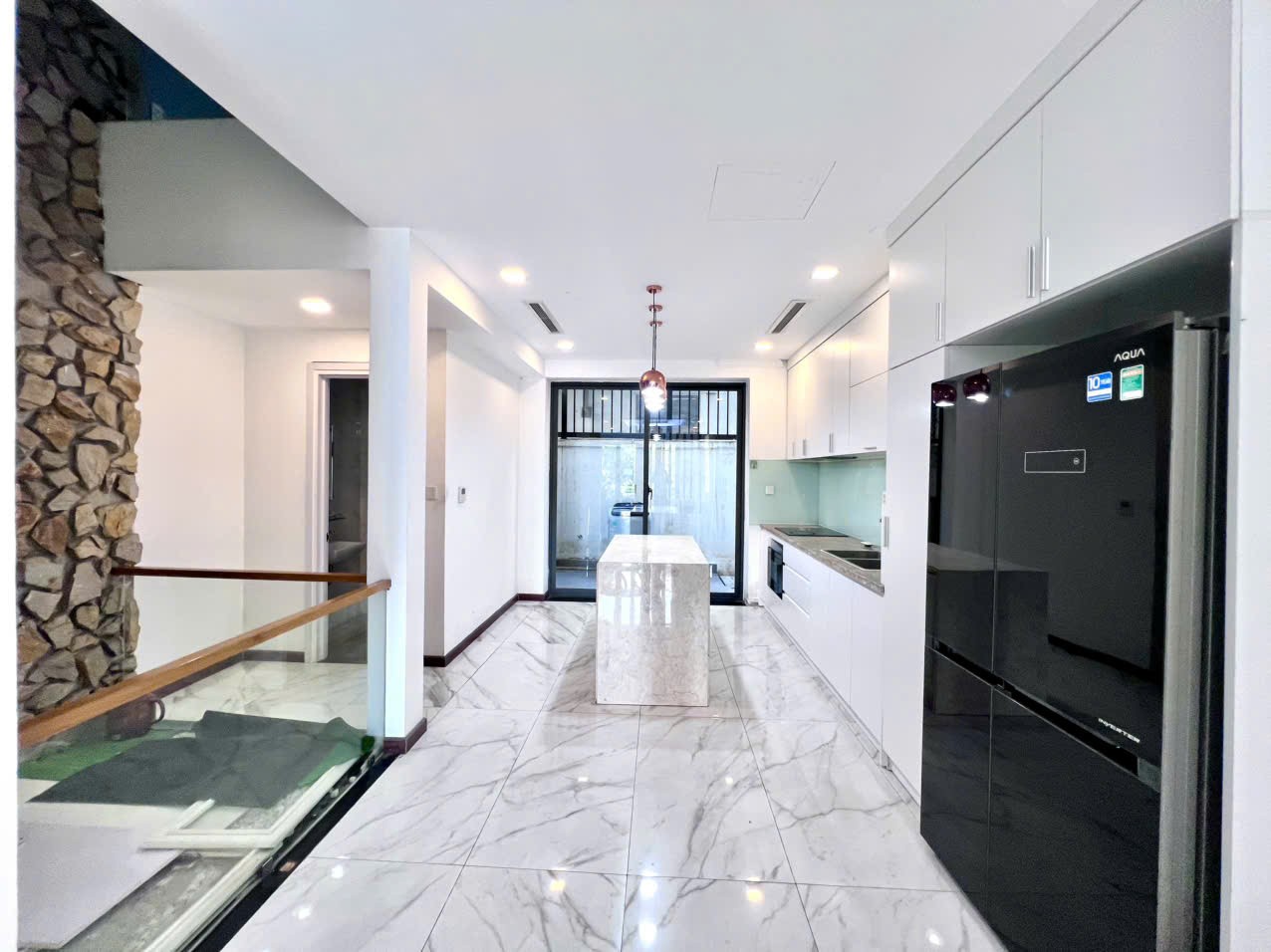 Cho thuê Nhà mặt tiền Phường An Phú, Quận 2, Diện tích 100m², Giá 035 Triệu/tháng 2