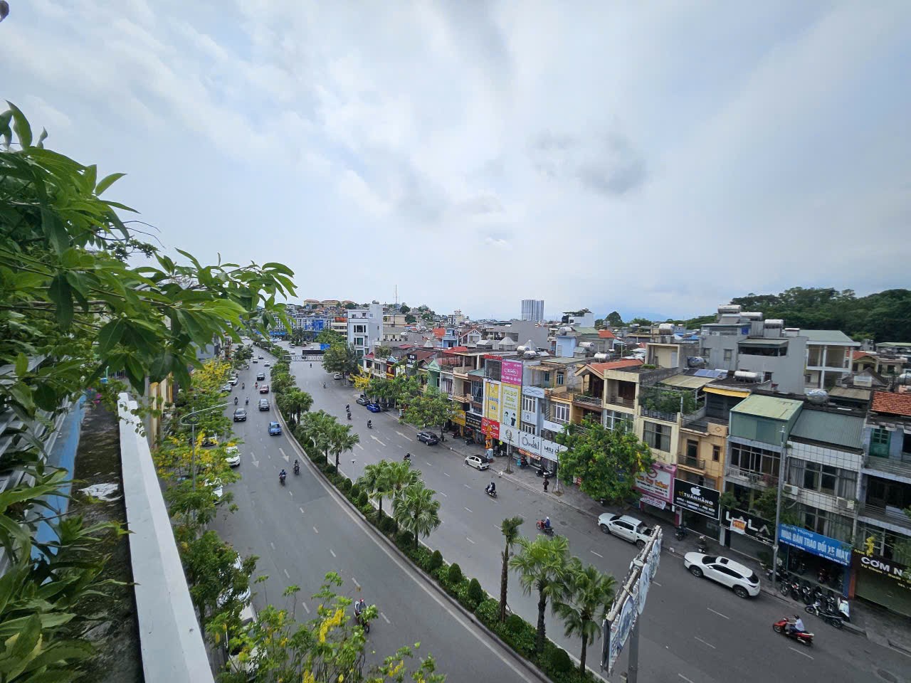 BÁN NHÀ MẶT ĐƯỜNG CAO THẮNG - TP HẠ LONG
