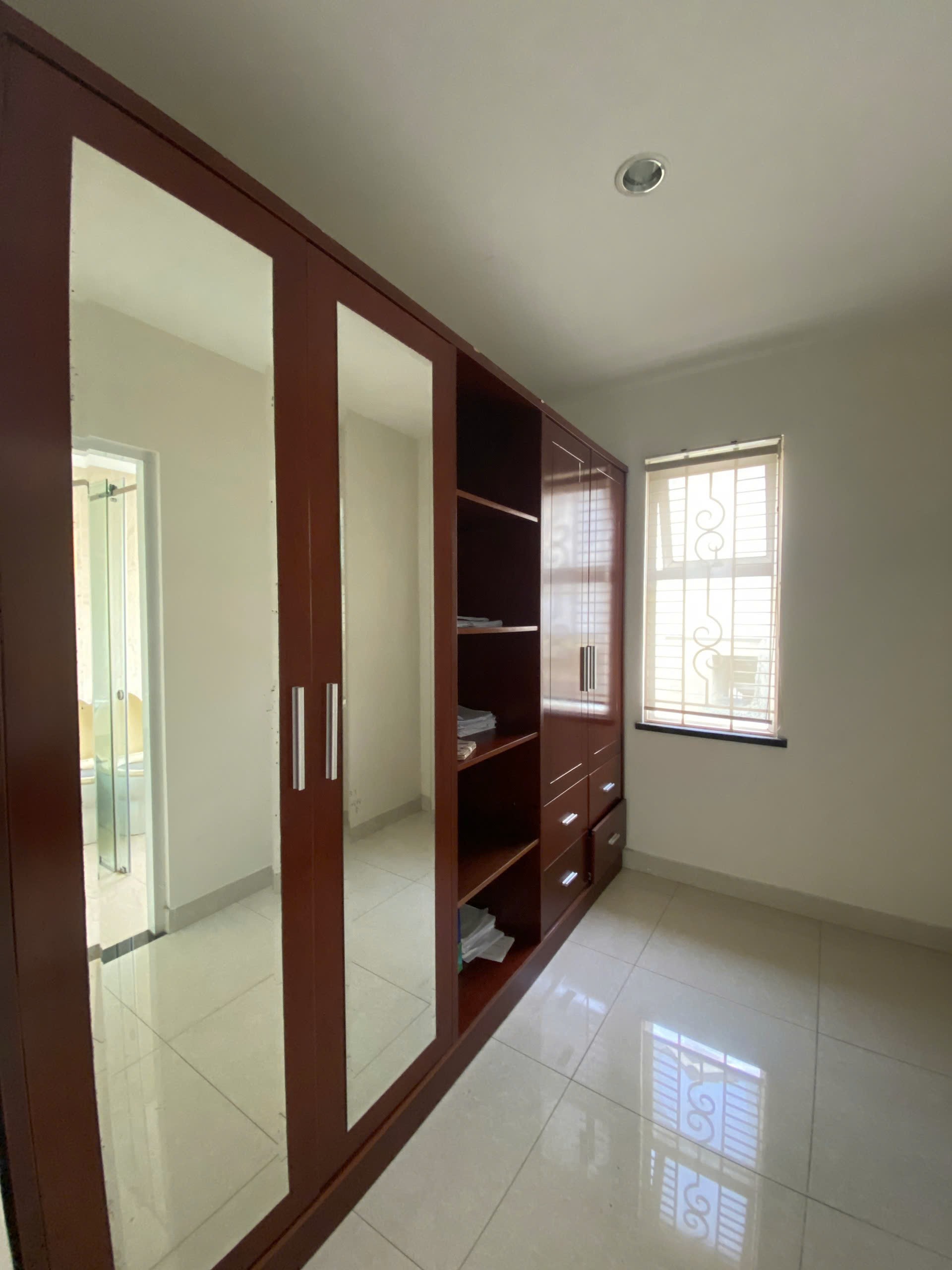 Cho thuê Biệt thự Phường Long Thạnh Mỹ, Quận 9, Diện tích 377m², Giá 25 Triệu/tháng 5