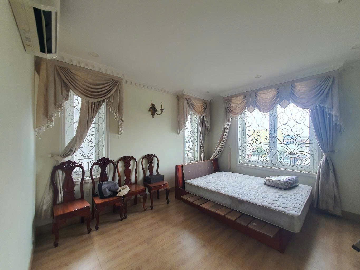 Cần bán Biệt thự Dĩ An, Bình Dương, Diện tích 600m², Giá 055 Tỷ 5