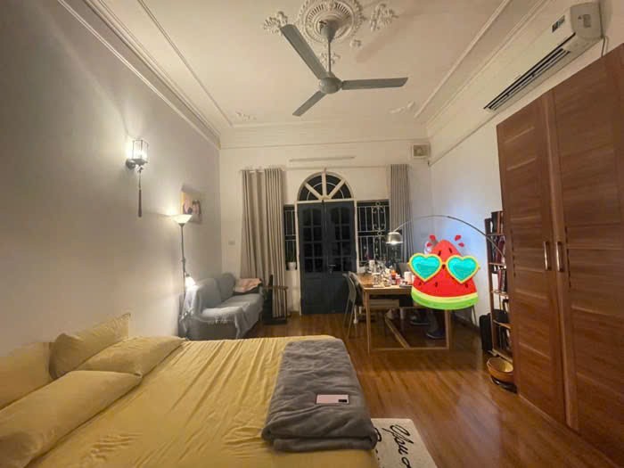 NGỌC LÂM,LONG BIÊN 25 tỷ 750m Ô TÔ TRÁNH NHAU KINH DOANH,CHO THUÊ Ở 3