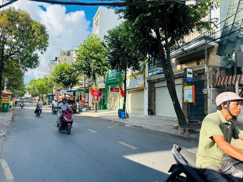 Cần bán Nhà mặt tiền Phường Tăng Nhơn Phú A, Quận 9, Diện tích 120m², Giá Thương lượng 3