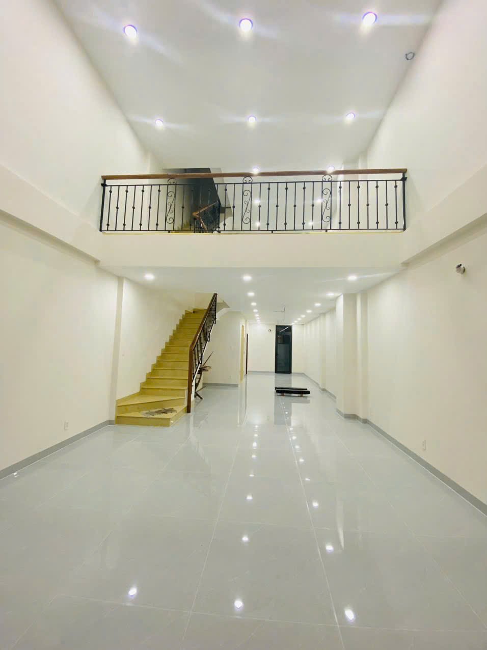 Cho thuê Nhà mặt tiền Quận 2, Hồ Chí Minh, Diện tích 100m², Giá 40 Triệu/tháng 6