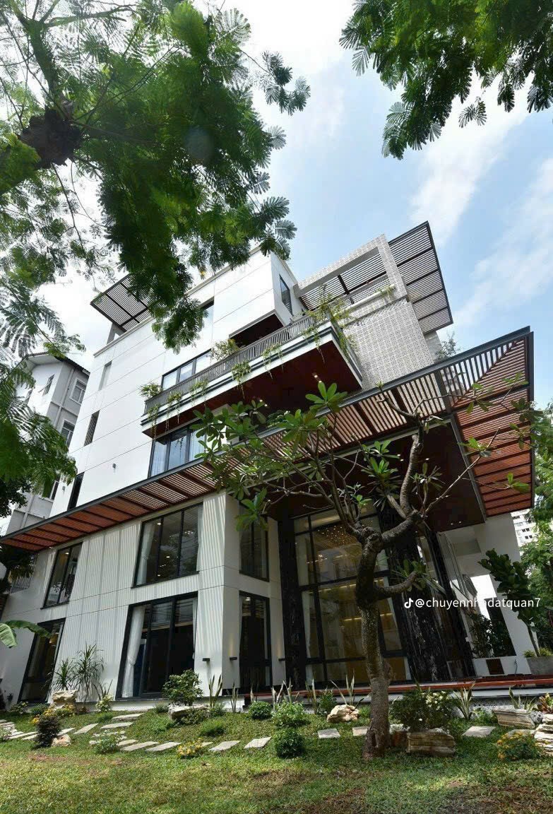 Cần bán Biệt thự Phường Phú Mỹ, Quận 7, Diện tích 148m², Giá 60 Tỷ 8